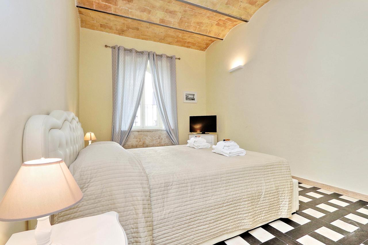 Colosseum Suite Rome Extérieur photo